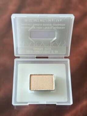 Mary Kay "Gold Coast" Mineral Eyeshadow